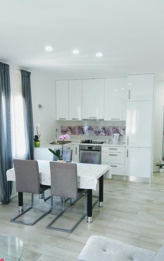 Apartment Davorka Makarska Exterior photo